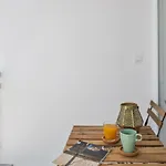 Comfortable 3-bedroom With Balcony And Fast Wi-fi - 10 Minutes From Old Town * Split
